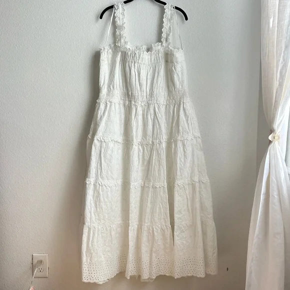 GAP x DOEN White Eyelet Midi Dress - Picture 2 of 8